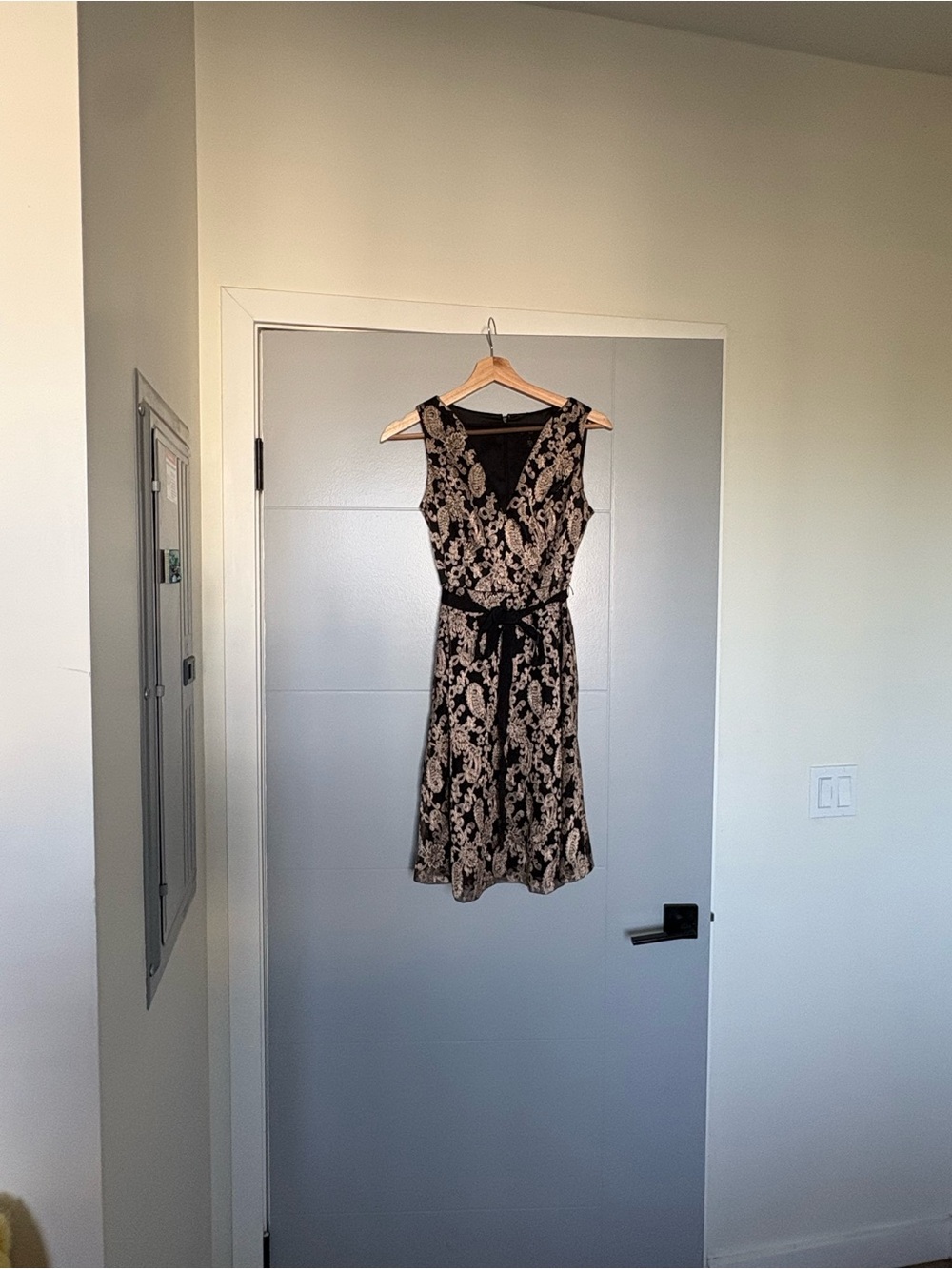 Jessica Simpson Black Gold Embroidered Lace Cocktail Dress